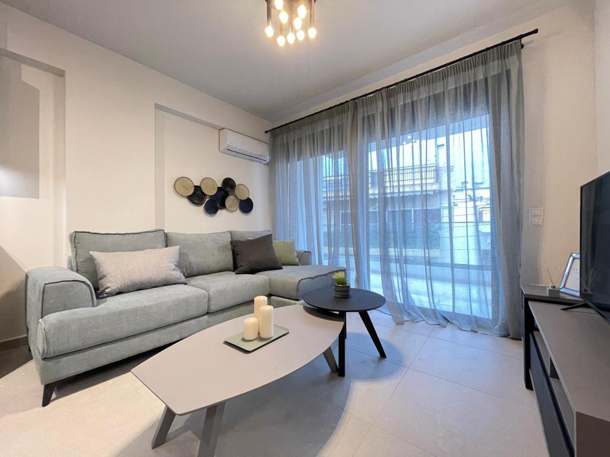 Gleaming Apartments Near Athens Metro Mall Экстерьер фото