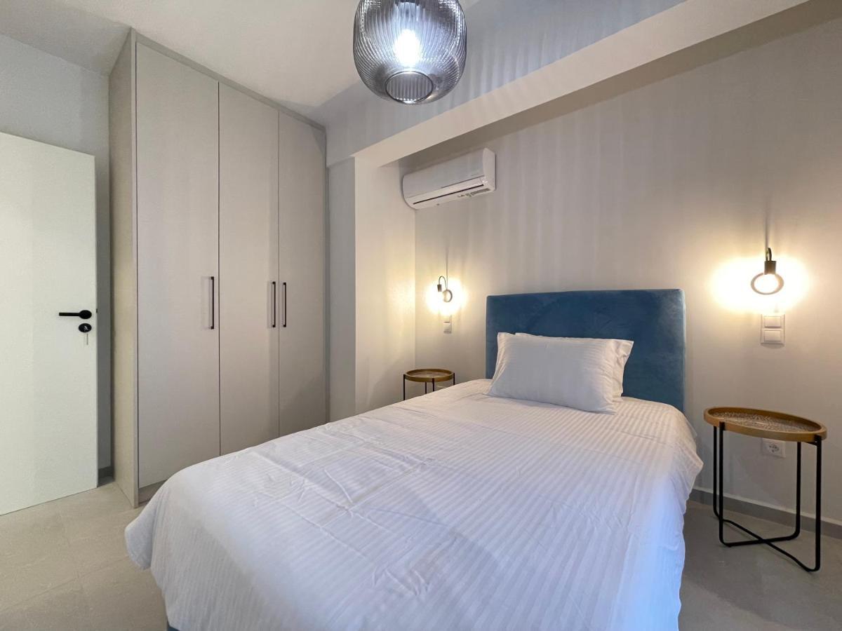 Gleaming Apartments Near Athens Metro Mall Экстерьер фото