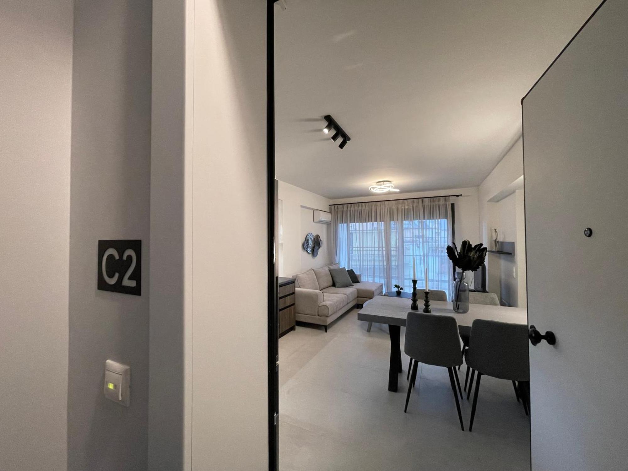Gleaming Apartments Near Athens Metro Mall Экстерьер фото