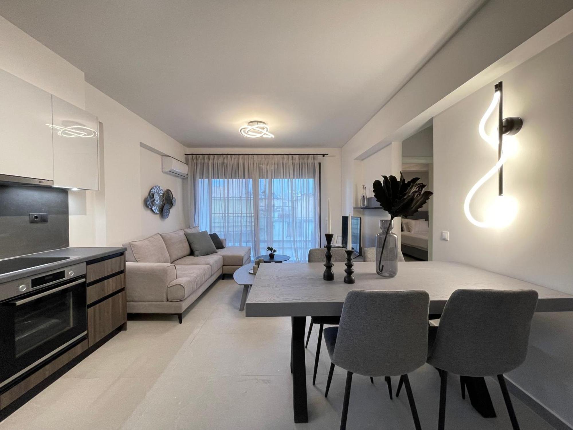Gleaming Apartments Near Athens Metro Mall Экстерьер фото