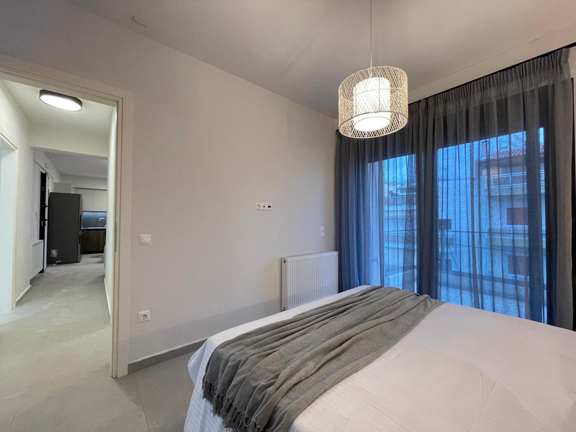 Gleaming Apartments Near Athens Metro Mall Экстерьер фото