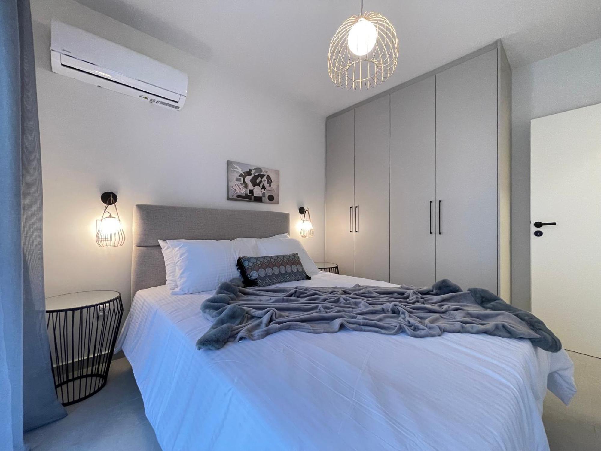 Gleaming Apartments Near Athens Metro Mall Экстерьер фото